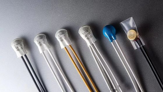 ST01 熱ファイューズ SO6 温度制御スイッチ 50~250°C 範囲 通常閉ざされたり開いたり オートまたは手動リセット